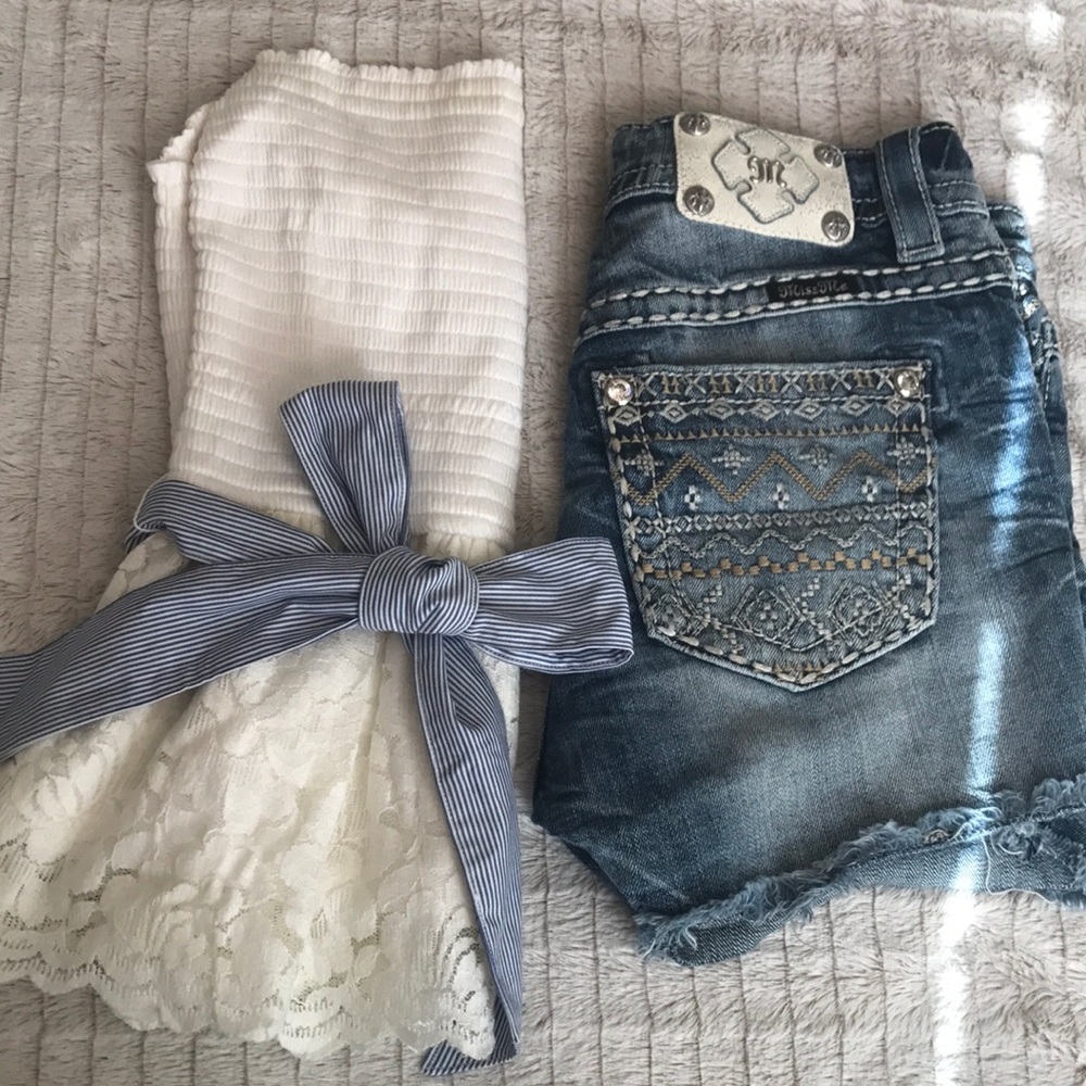 A&F lace top